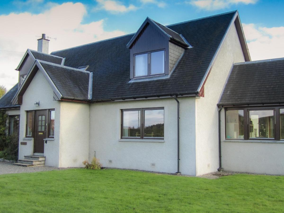 Corriemhor Beag Villa Cromdale ภายนอก รูปภาพ